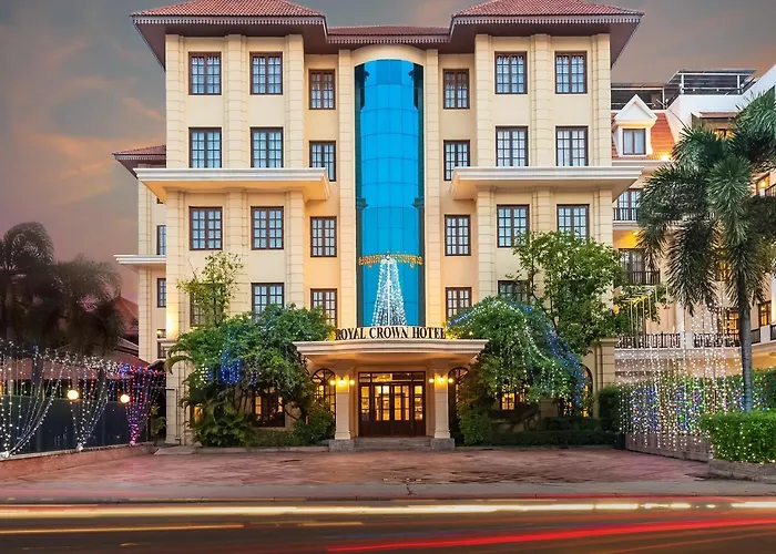 The Suite By Royal Crown Hotel