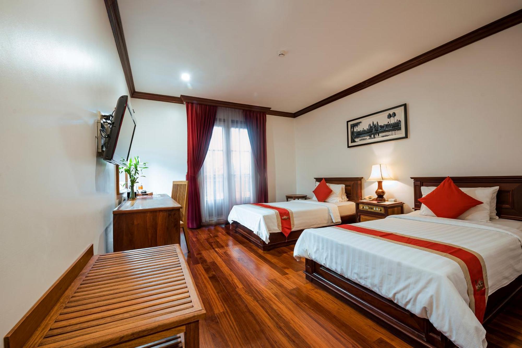 Hotel The By Royal Crown Siem Reap