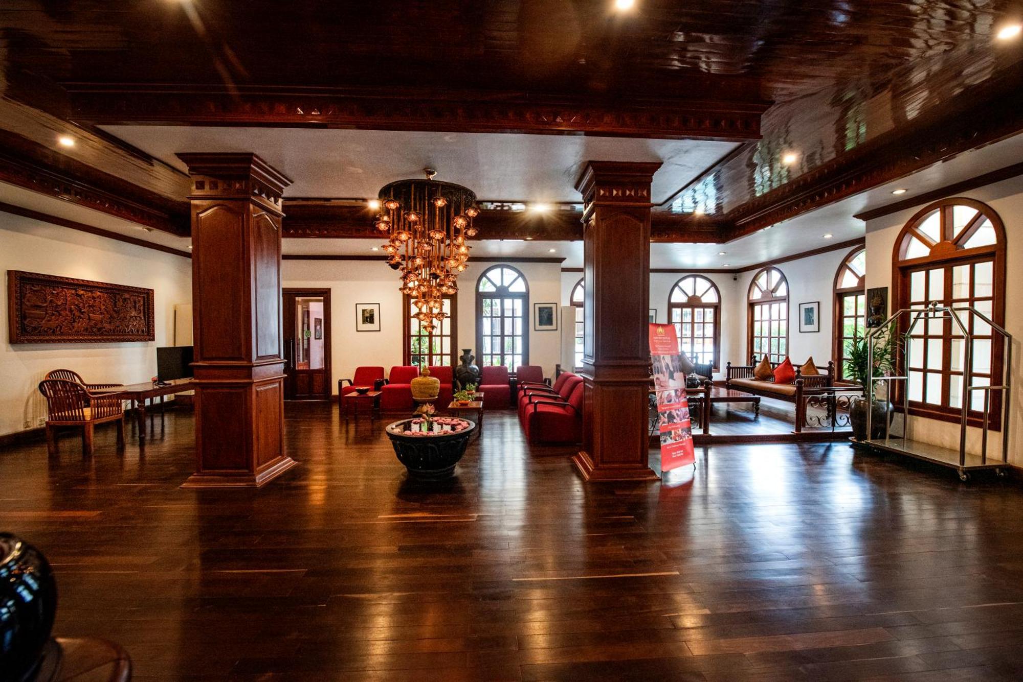 The By Royal Crown 4* Siem Reap