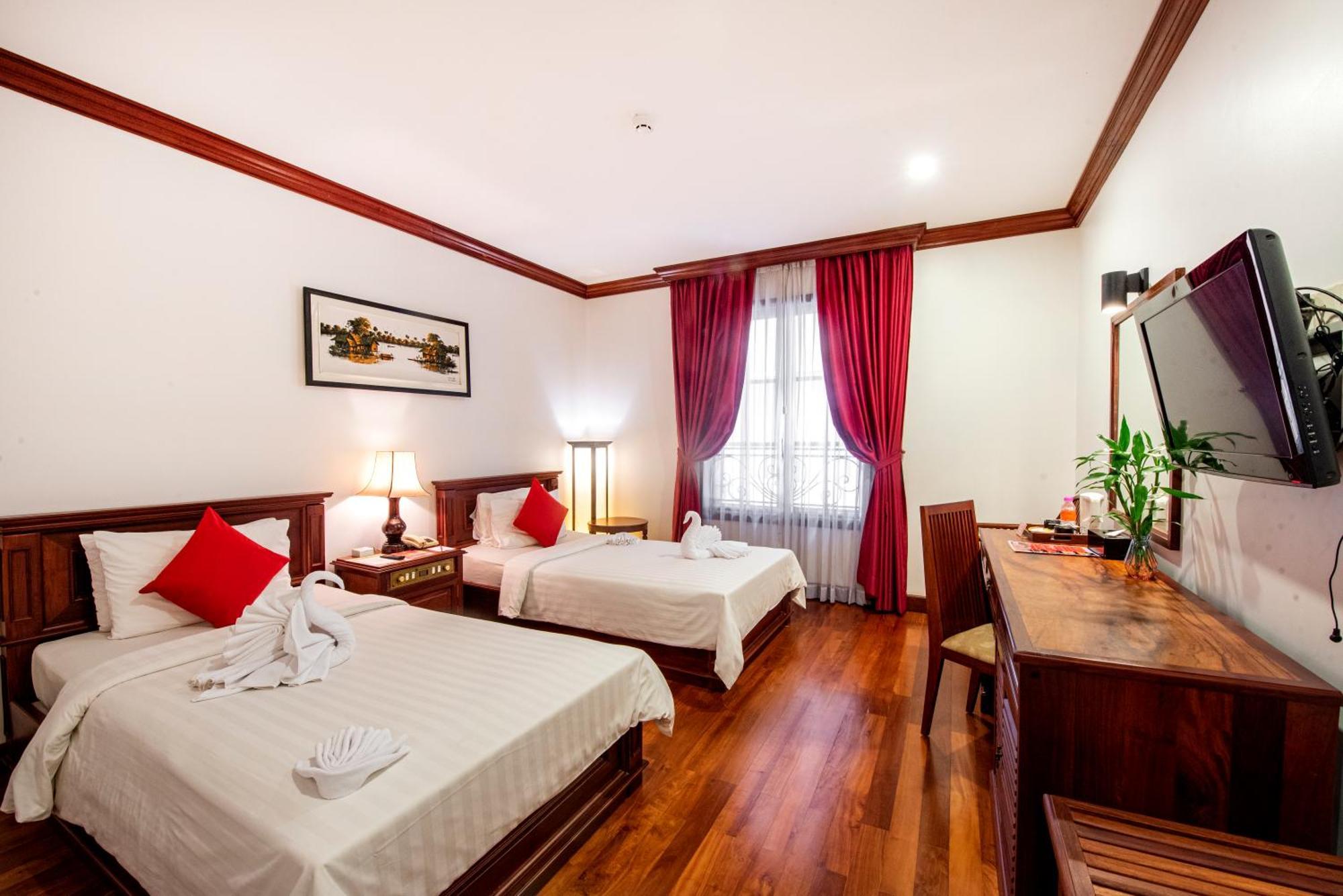 Hotel The By Royal Crown Siem Reap