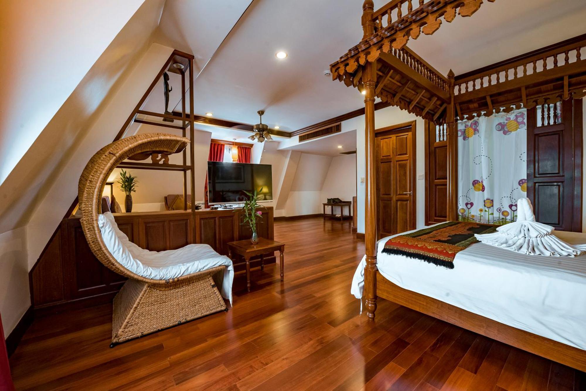 The By Royal Crown Siem Reap