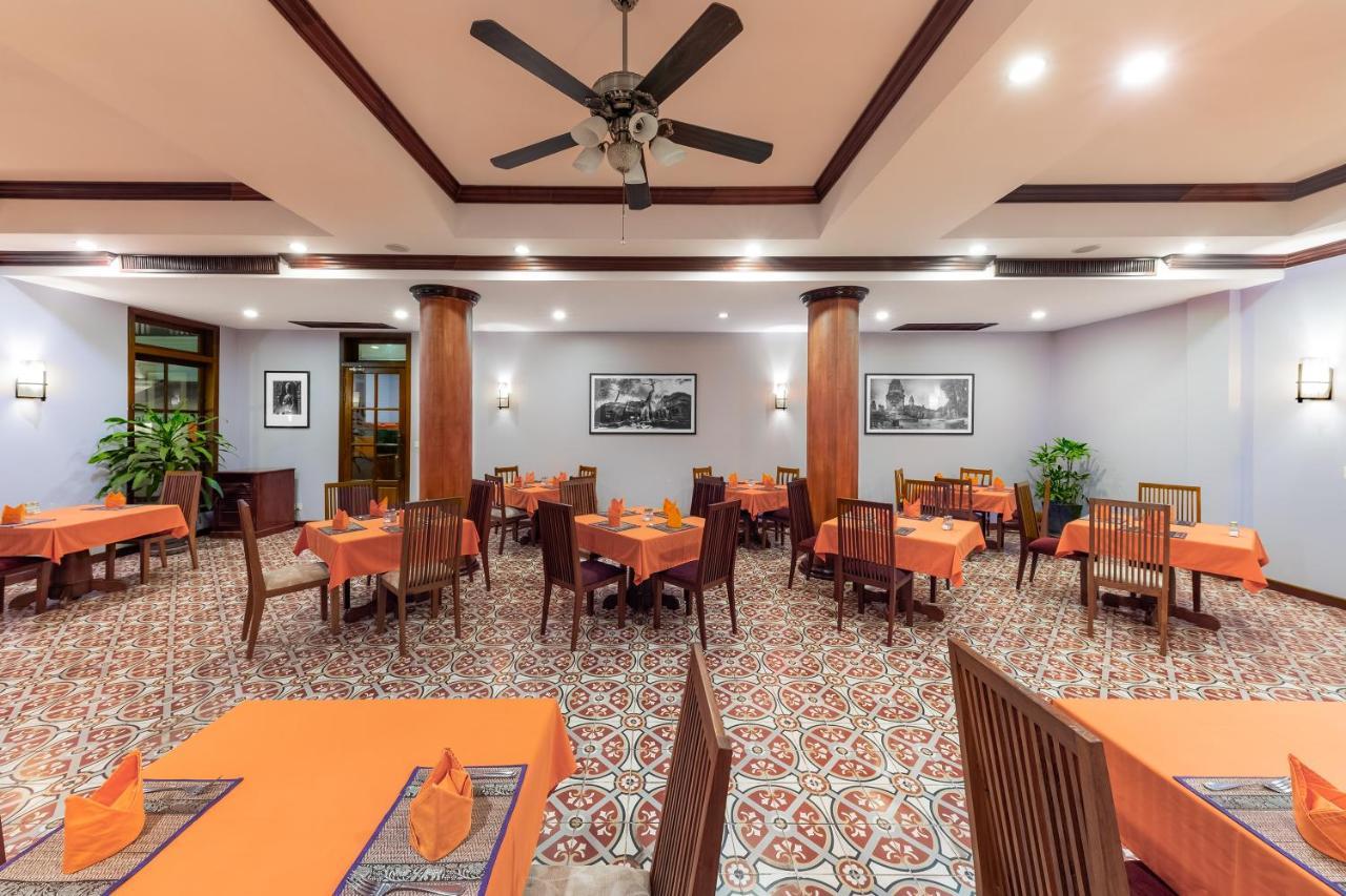 The By Royal Crown Hotel